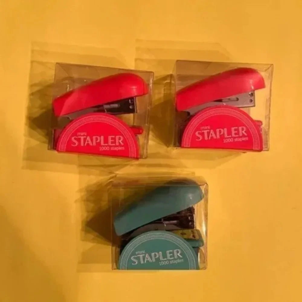 Kids‎ Highlighters and Mini Staplers (Fun for Homework!) (KIDS)